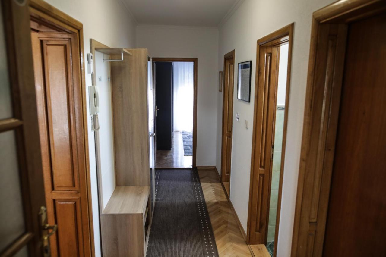 Apartman Kaya Daire Ðakovo Dış mekan fotoğraf